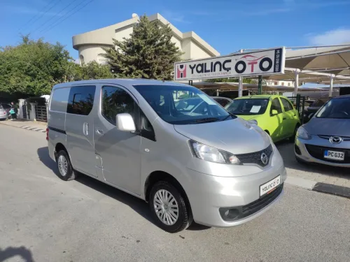 2016 Model Düz Nissan NV200