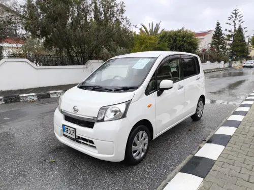 2015 Daihatsu Boon - Önizleme 6