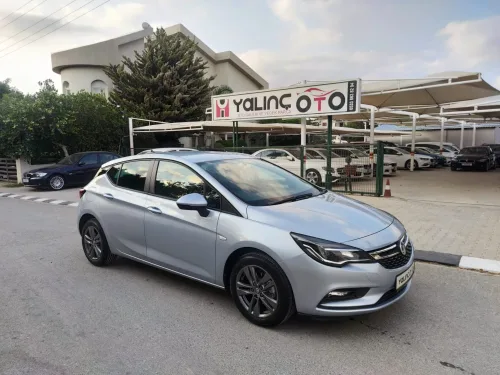 2019 Model Düz Vauxhall Astra
