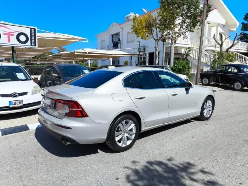 2020 Volvo S60 - Önizleme 12