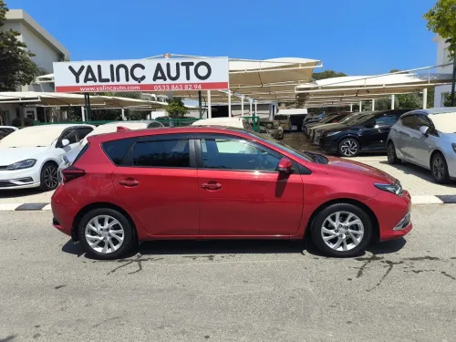2015 Model Otomatik Toyota Auris