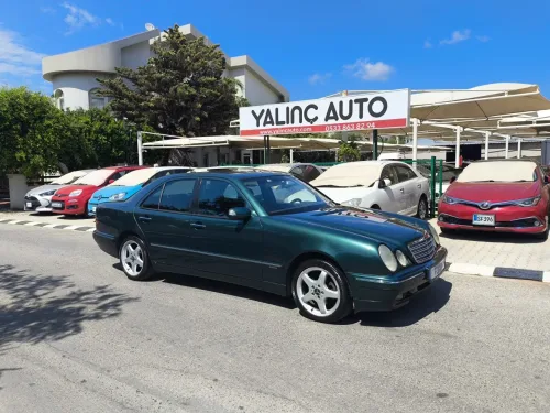 2002 Model Otomatik Mercedes-Benz E Serisi