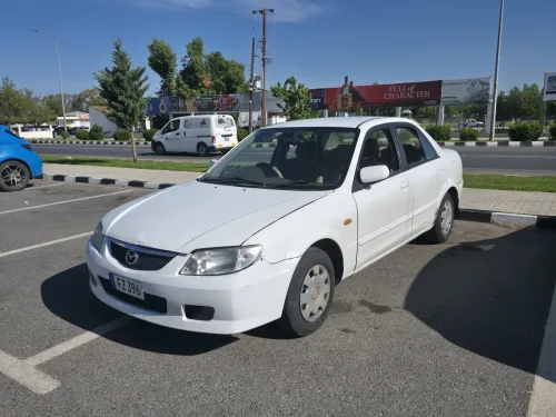 2001 Model Otomatik Mazda Familia