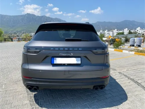 2021 Porsche Cayenne - Önizleme 4