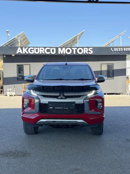 2021 Model Otomatik Mitsubishi L 200