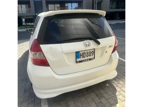 2003 Honda Fit - Önizleme 3