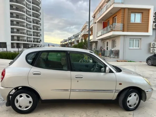 2001 Model Otomatik Toyota Duet