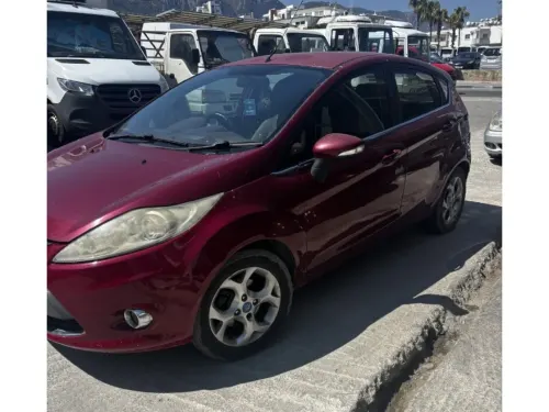 2012 Ford Fiesta - Önizleme 3