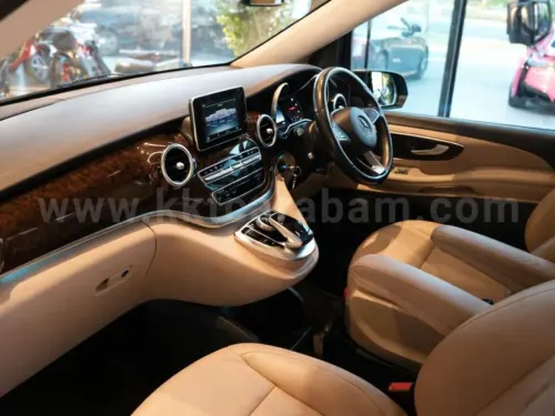 2016 Mercedes - Benz V-Class - Önizleme 12