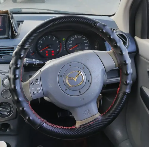 2003 Mazda Demio - Önizleme 4