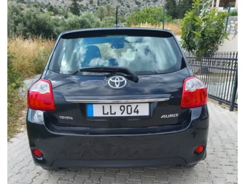 2010 Toyota Auris - Önizleme 3