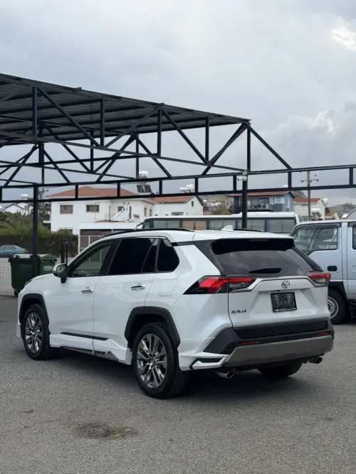 2024 Toyota RAV4 - Önizleme 4