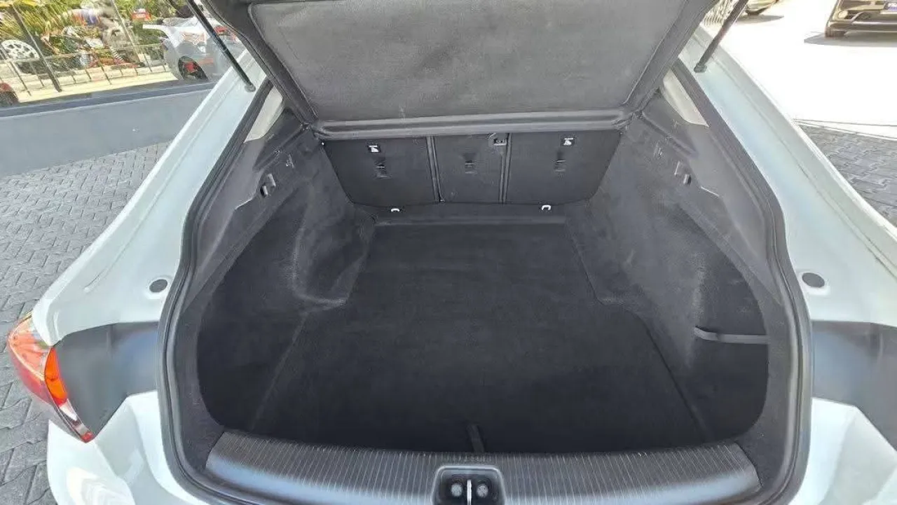 2019 Model Otomatik Vauxhall Insignia 12. Görseli