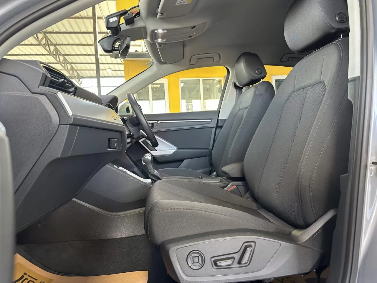 2021 Model Otomatik Audi Q3 13. Görseli