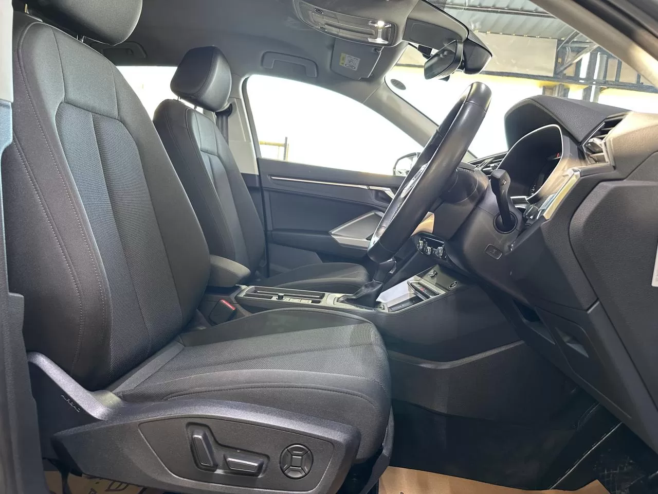 2021 Model Otomatik Audi Q3 18. Görseli