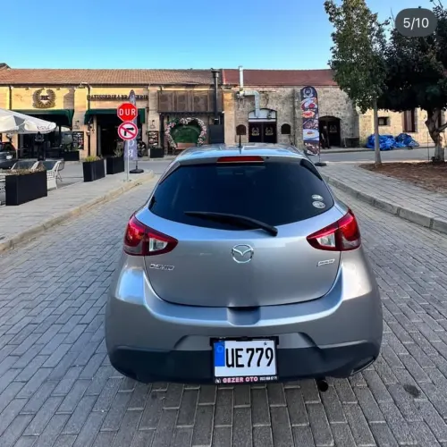 2016 Mazda Demio - Önizleme 5