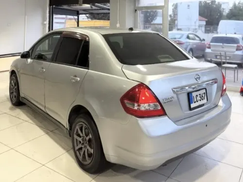 2006 Nissan Tiida - Önizleme 4