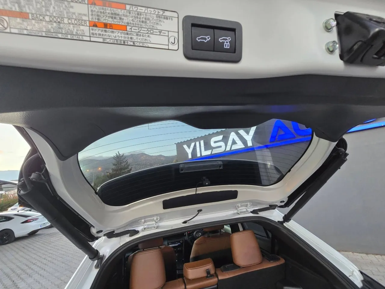2023 Model Otomatik Toyota Yaris Cross 12. Görseli