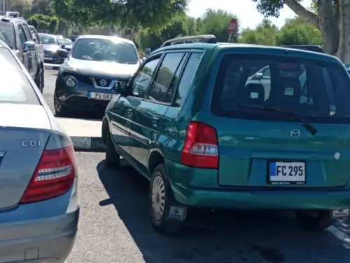 1999 Mazda Demio - Önizleme 3