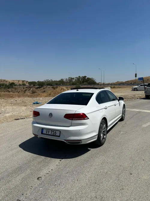 2019 Volkswagen Passat - Önizleme 3