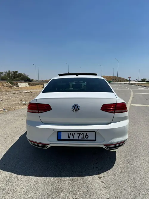 2019 Volkswagen Passat - Önizleme 4