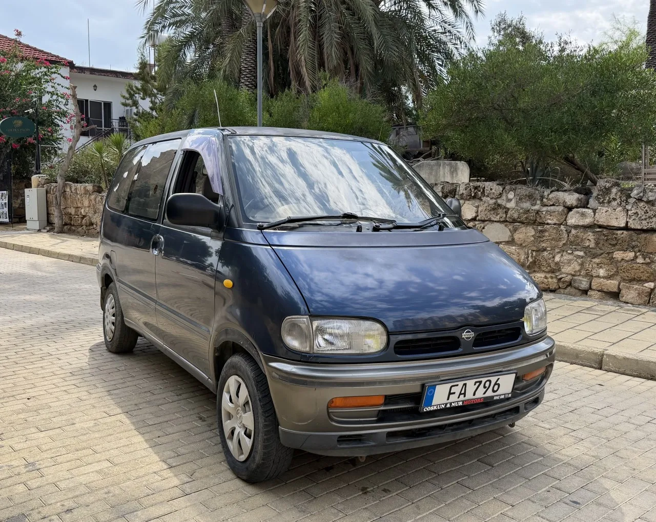 1994 Model Otomatik Nissan Serena
