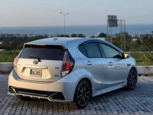 2017 Model Otomatik Toyota Aqua