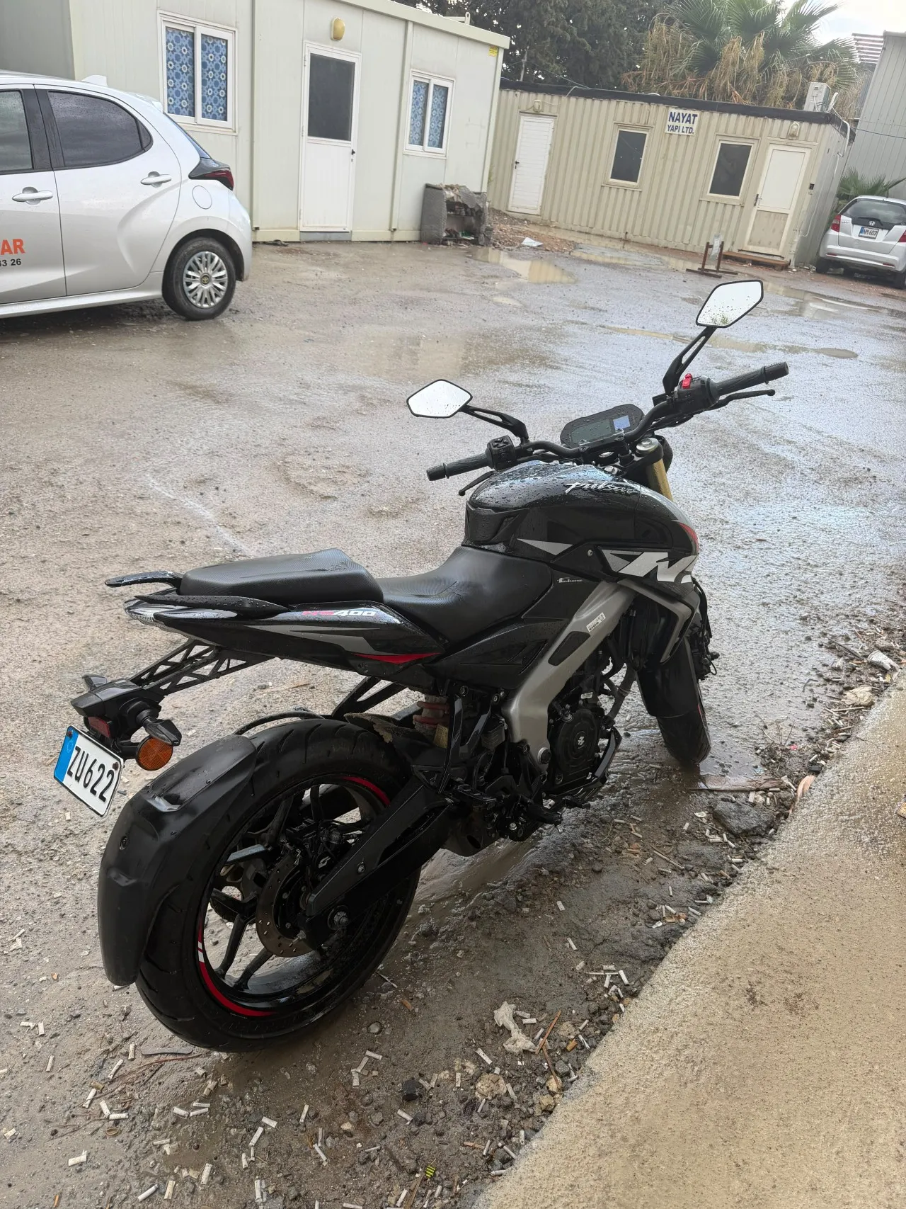 2025 Model Düz Bajaj