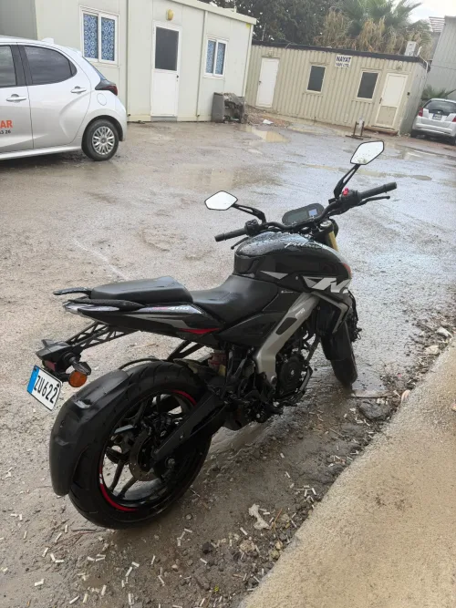2025 Model Düz Bajaj
