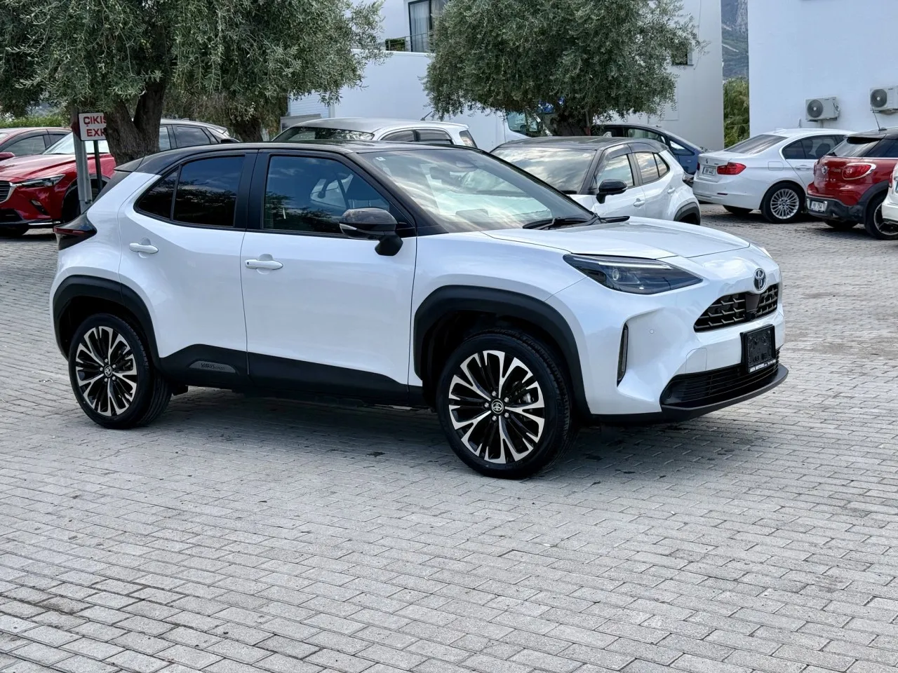 2025 Model Otomatik Toyota Yaris Cross