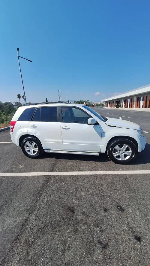 2005 Model Otomatik Suzuki Escudo