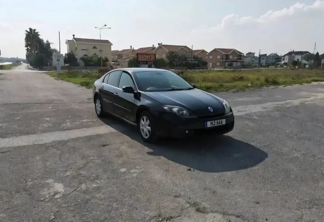 2010 Model Düz Renault Laguna