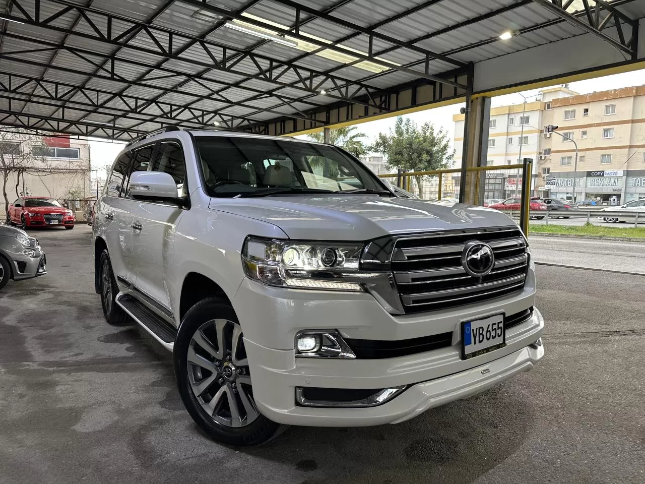 2021 Model Otomatik Toyota Land Cruiser 2. Görseli