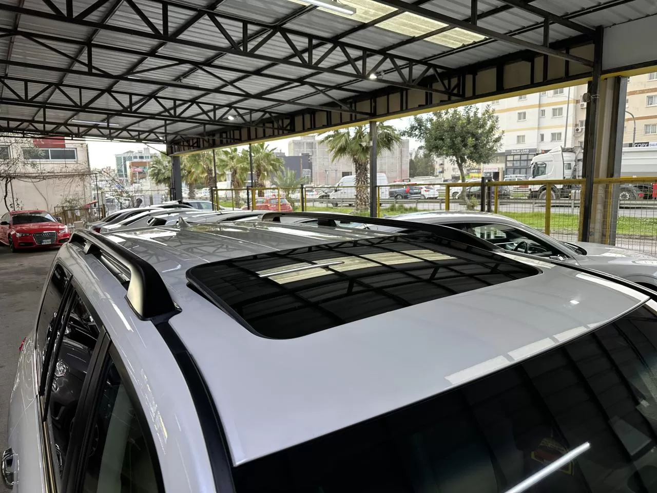 2021 Model Otomatik Toyota Land Cruiser 11. Görseli