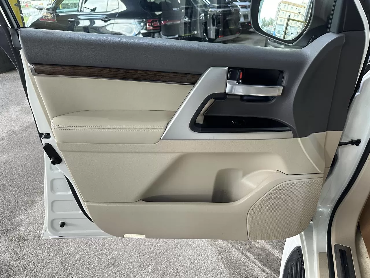 2021 Model Otomatik Toyota Land Cruiser 13. Görseli