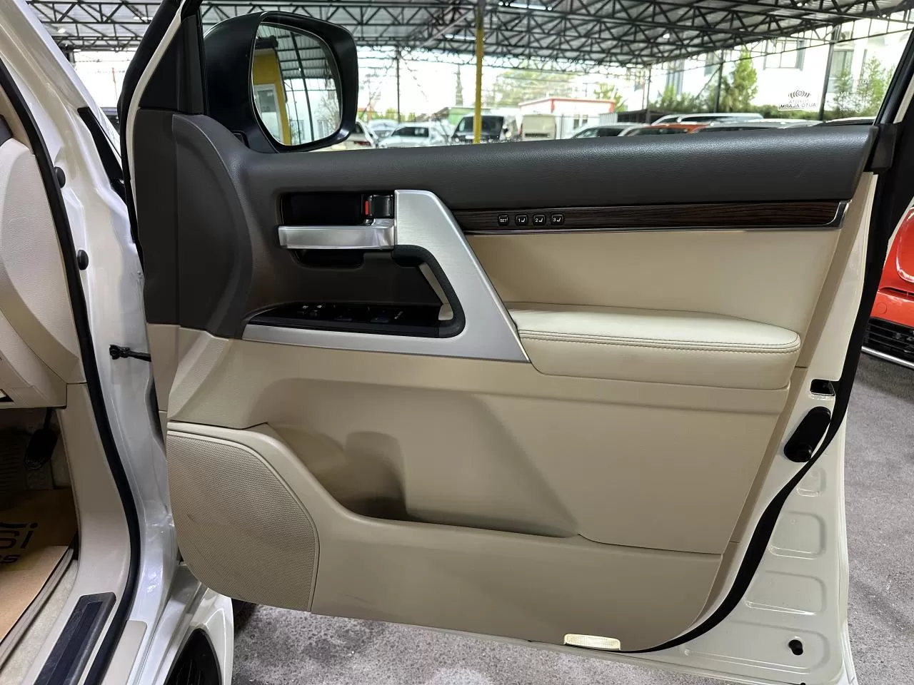 2021 Model Otomatik Toyota Land Cruiser 18. Görseli