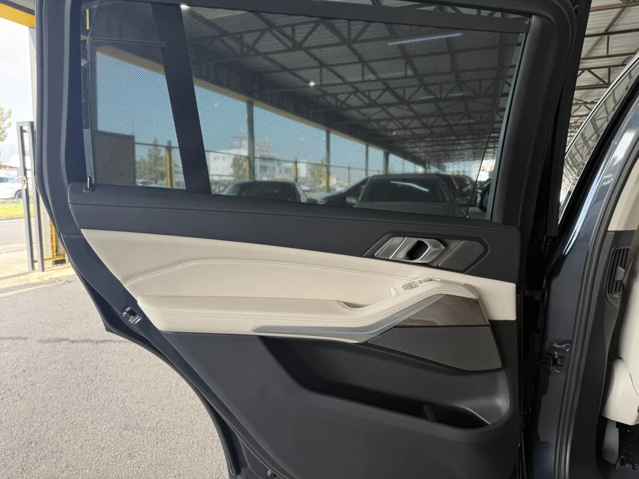 2023 Model Otomatik BMW X7 18. Görseli