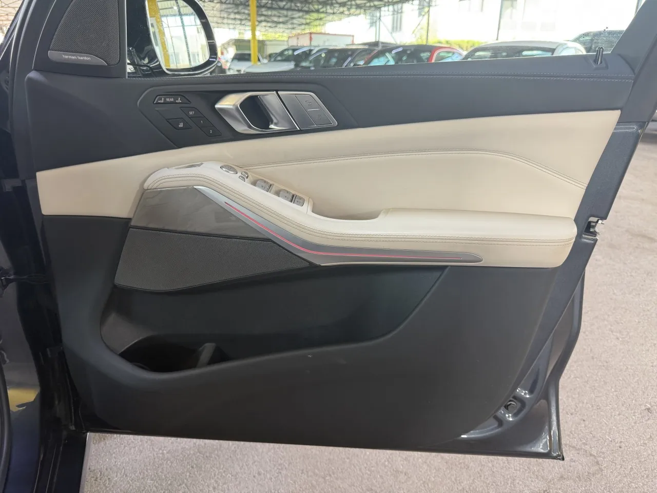 2023 Model Otomatik BMW X7 24. Görseli