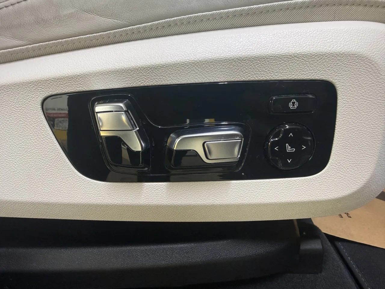 2023 Model Otomatik BMW X7 28. Görseli