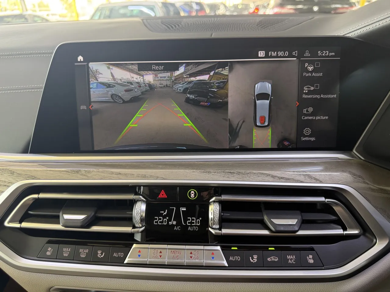 2023 Model Otomatik BMW X7 32. Görseli