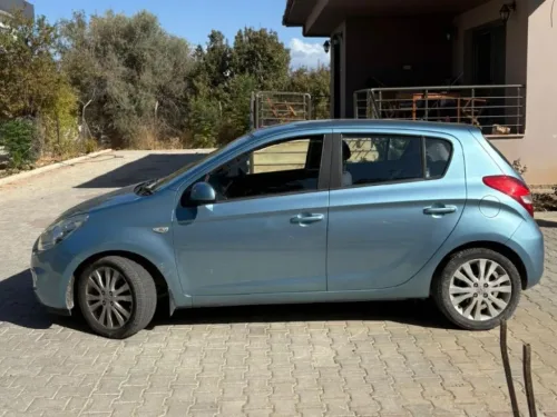 2012 Model Otomatik Hyundai i20