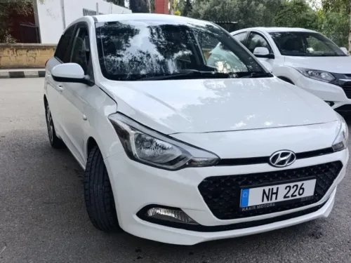 2015 Model Otomatik Hyundai i20