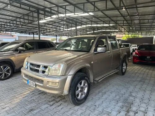 2003 Model Düz Isuzu D-Max