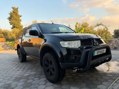 2013 Model Otomatik Mitsubishi L 200