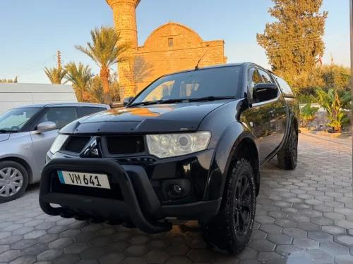 2013 Model Otomatik Mitsubishi L 200