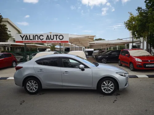 2018 Model Otomatik Mazda Axela