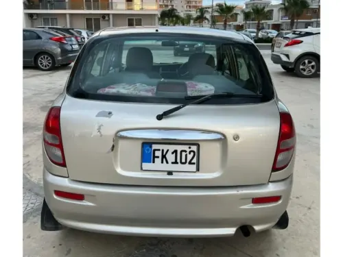 2001 Toyota Duet - Önizleme 5