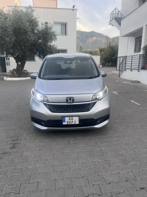 2021 Honda Freed Hybrid - Önizleme 1
