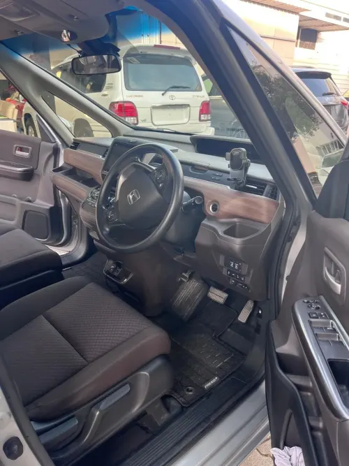 2021 Honda Freed Hybrid - Önizleme 8