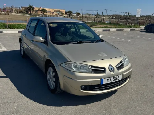 2009 Renault Megane - Önizleme 1